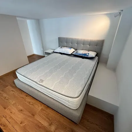 Vollga Daily Rent * Golem (Tirana)